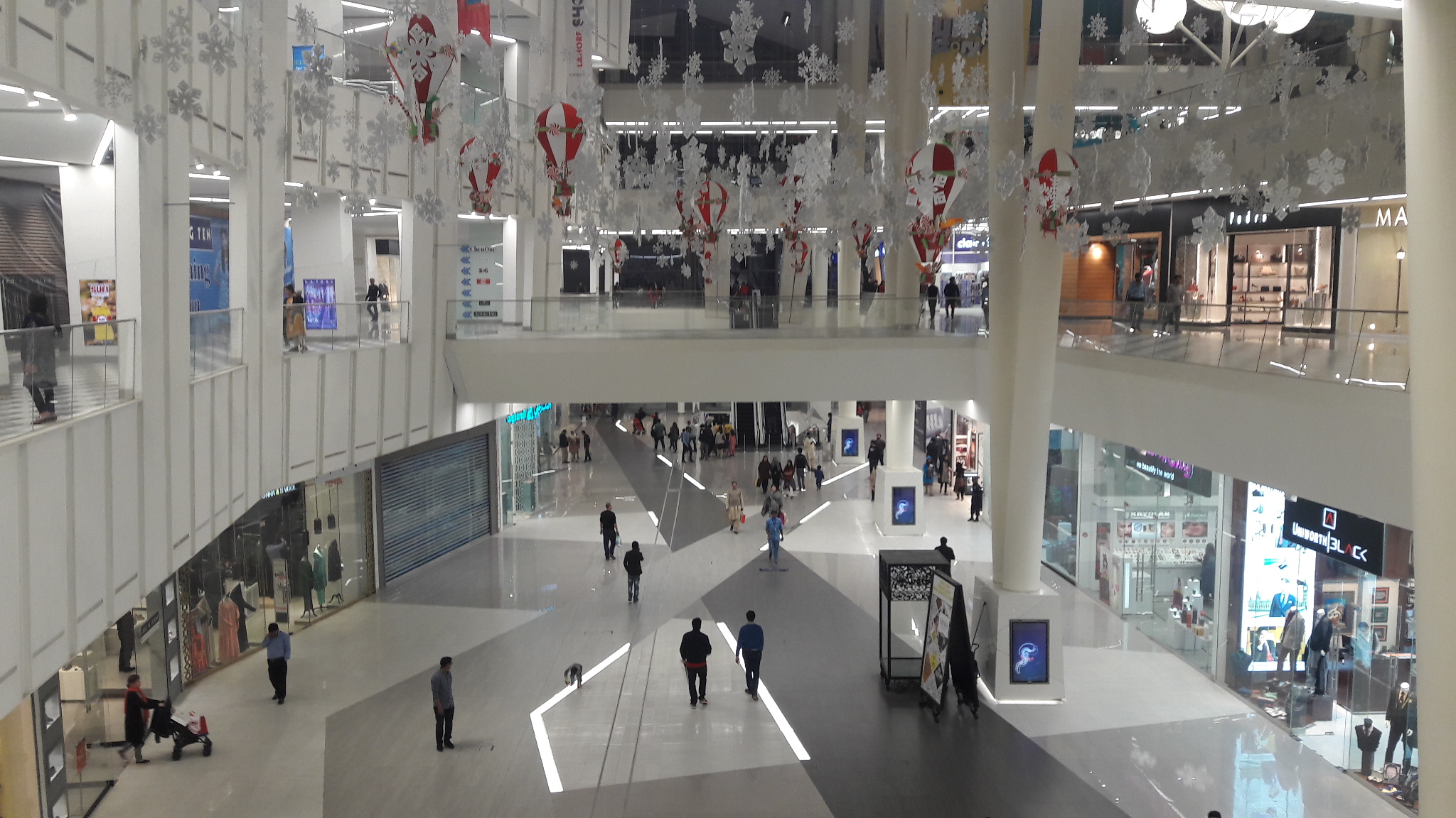 Emporium_Mall